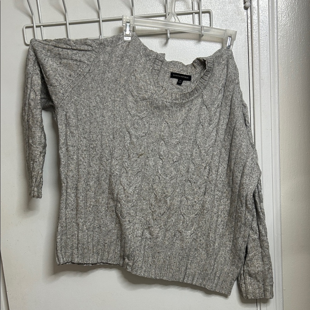 Banana Republic Gray Cable Knit Sweater